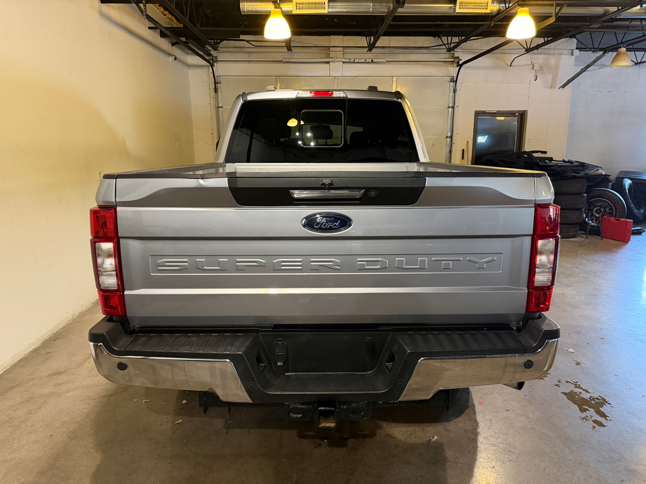 Ford F-250 SD Lariat Crew Cab 4WD 2022