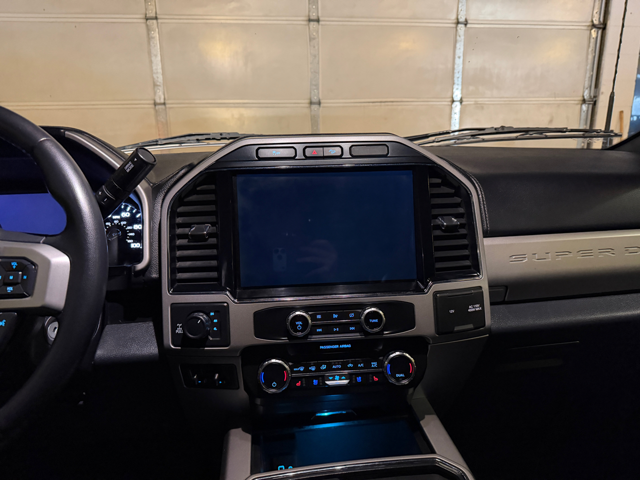 Ford F-250 SD Lariat Crew Cab 4WD 2022