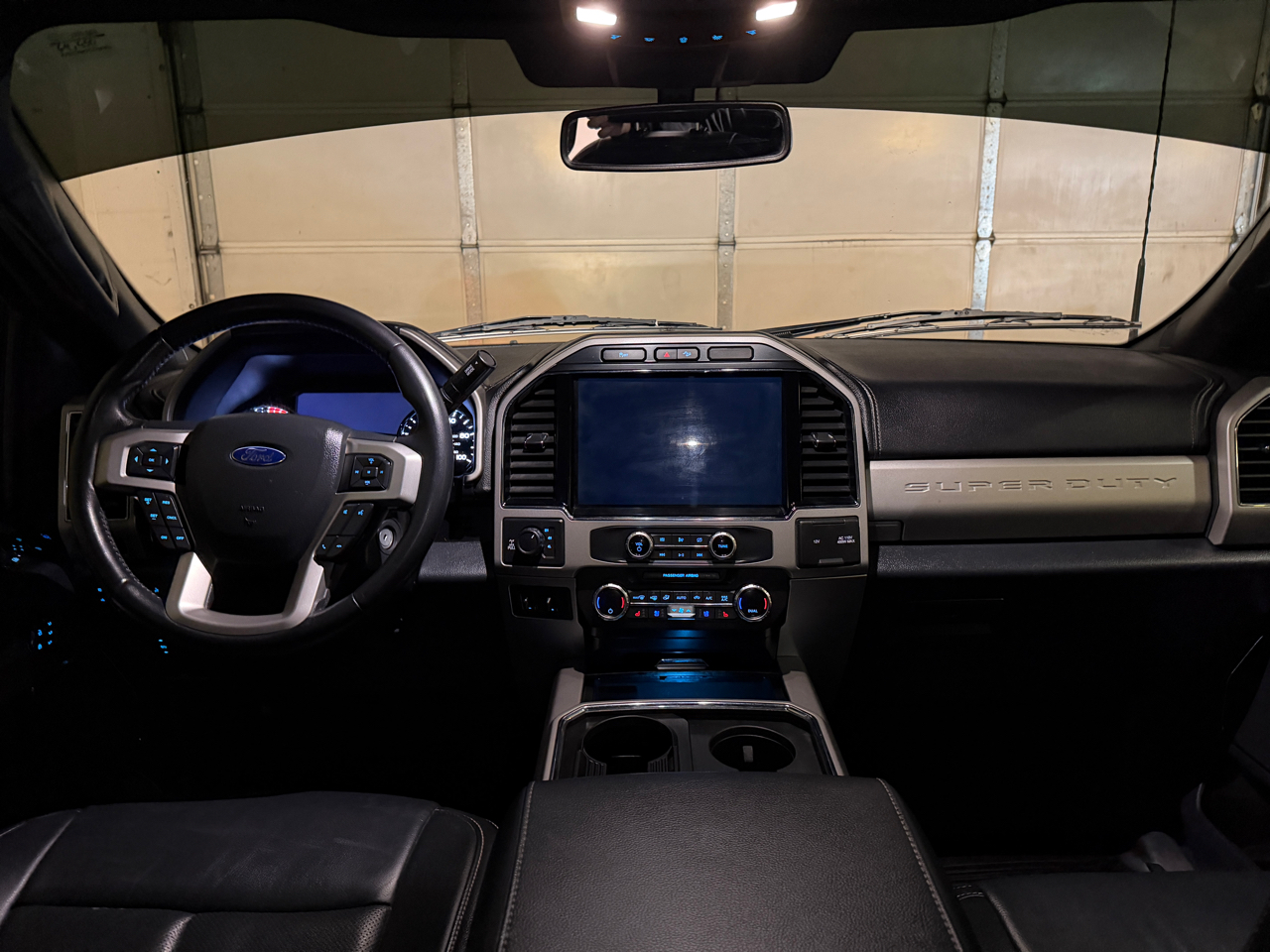 Ford F-250 SD Lariat Crew Cab 4WD 2022