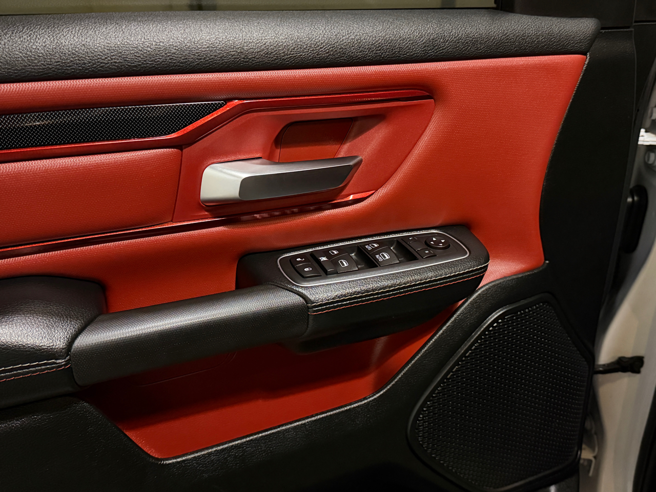 RAM 1500 Rebel Crew Cab 4WD 2020