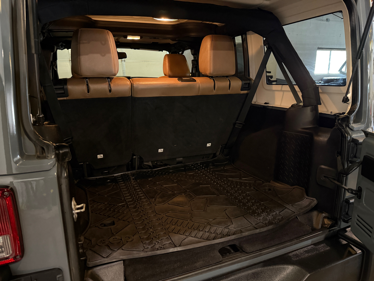 Jeep Wrangler Unlimited Rubicon 4WD 2015