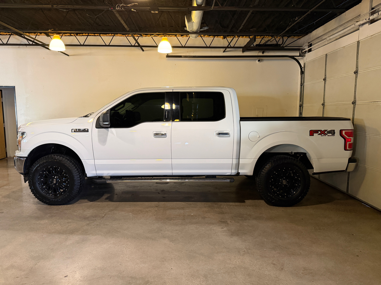 Ford F-150 XLT SuperCrew 4WD 2018