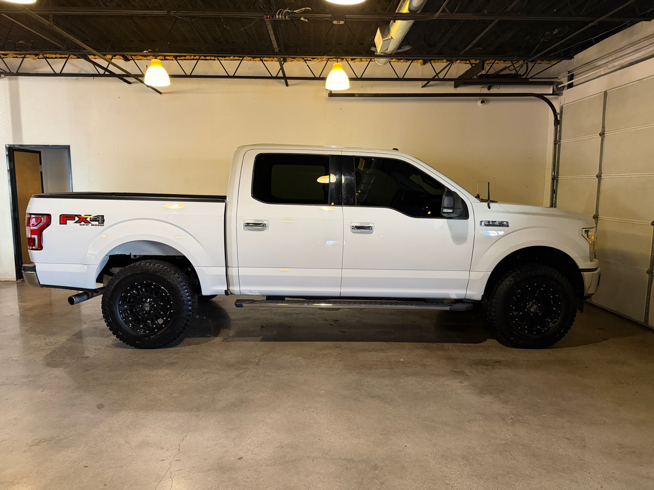 Ford F-150 XLT SuperCrew 4WD 2018