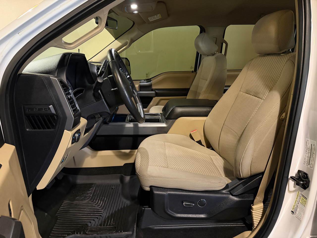 Ford F-150 XLT SuperCrew 4WD 2018