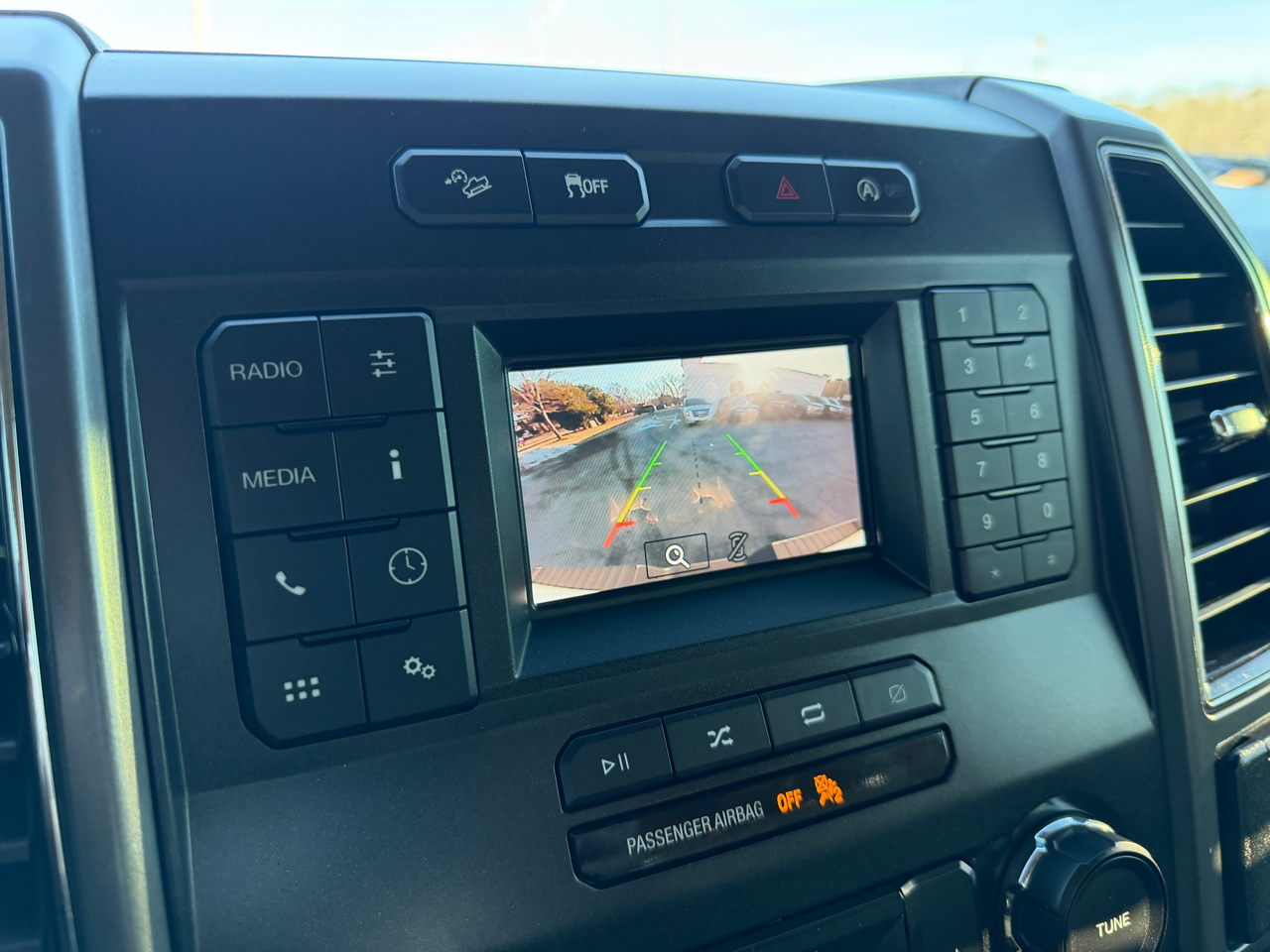 Ford F-150 XLT SuperCrew 4WD 2018