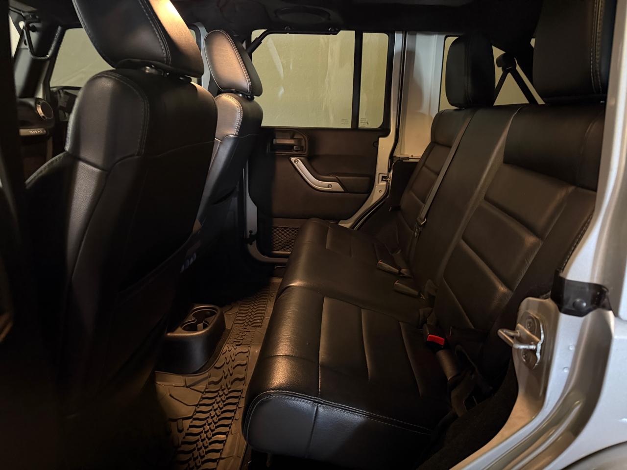 Jeep Wrangler Unlimited Rubicon 4WD 2012