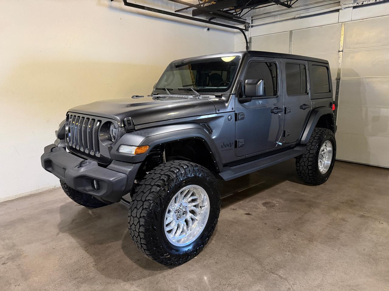 Jeep Wrangler Unlimited Sport 2022