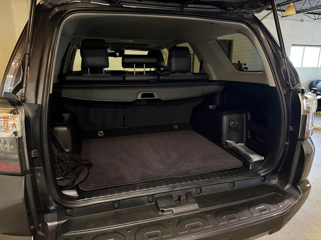 Toyota 4Runner SR5 Premium 4WD 2022