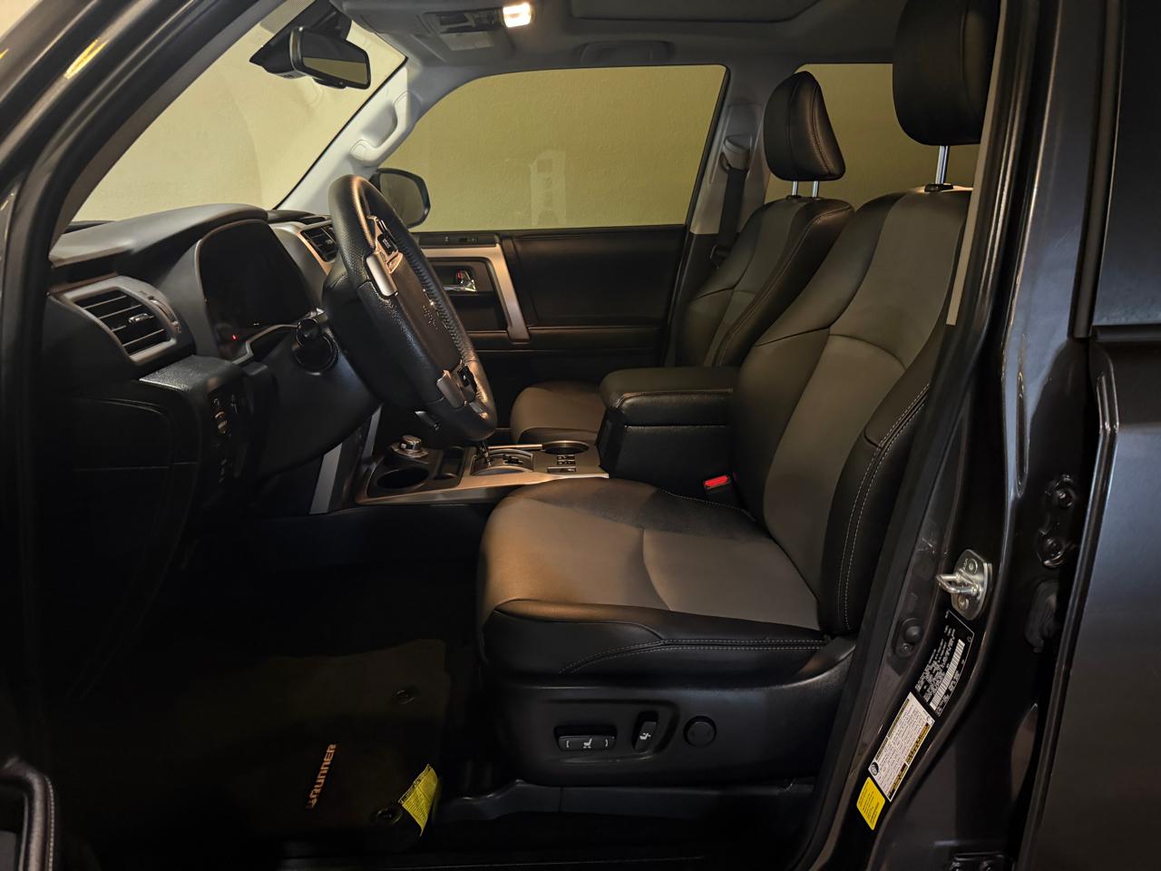 Toyota 4Runner SR5 Premium 4WD 2022