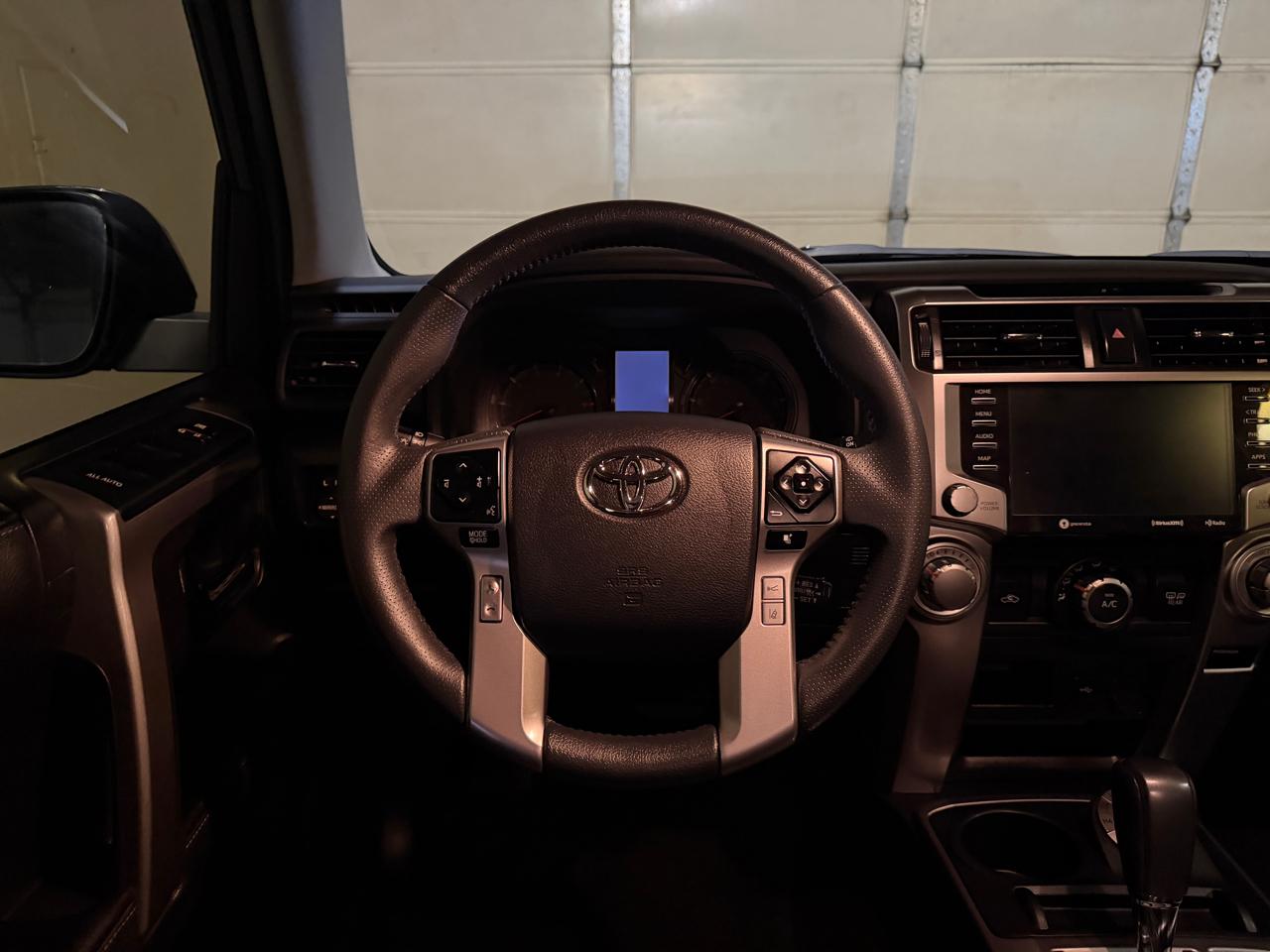 Toyota 4Runner SR5 Premium 4WD 2022