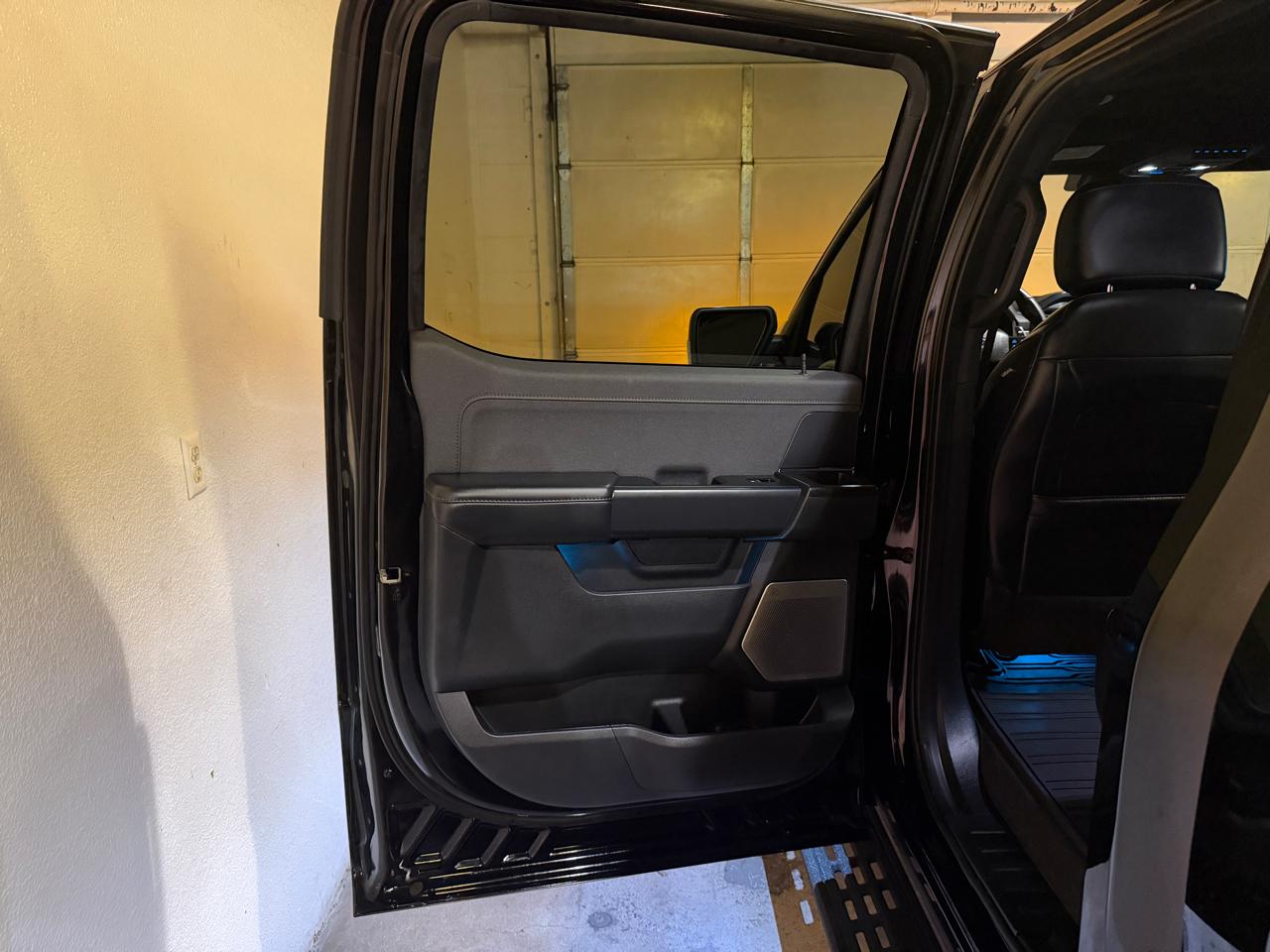 Ford F-150 Raptor SuperCrew 4WD 2023