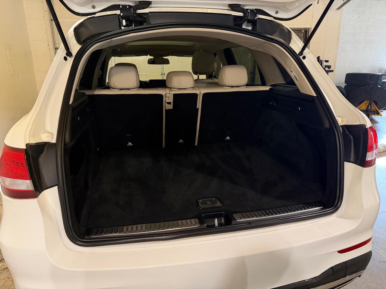 Mercedes-Benz GLC-Class GLC300 4MATIC 2016