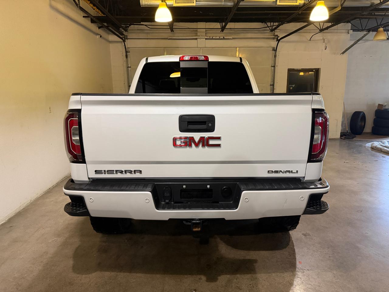 GMC Sierra 1500 Denali Crew Cab 4WD 2018