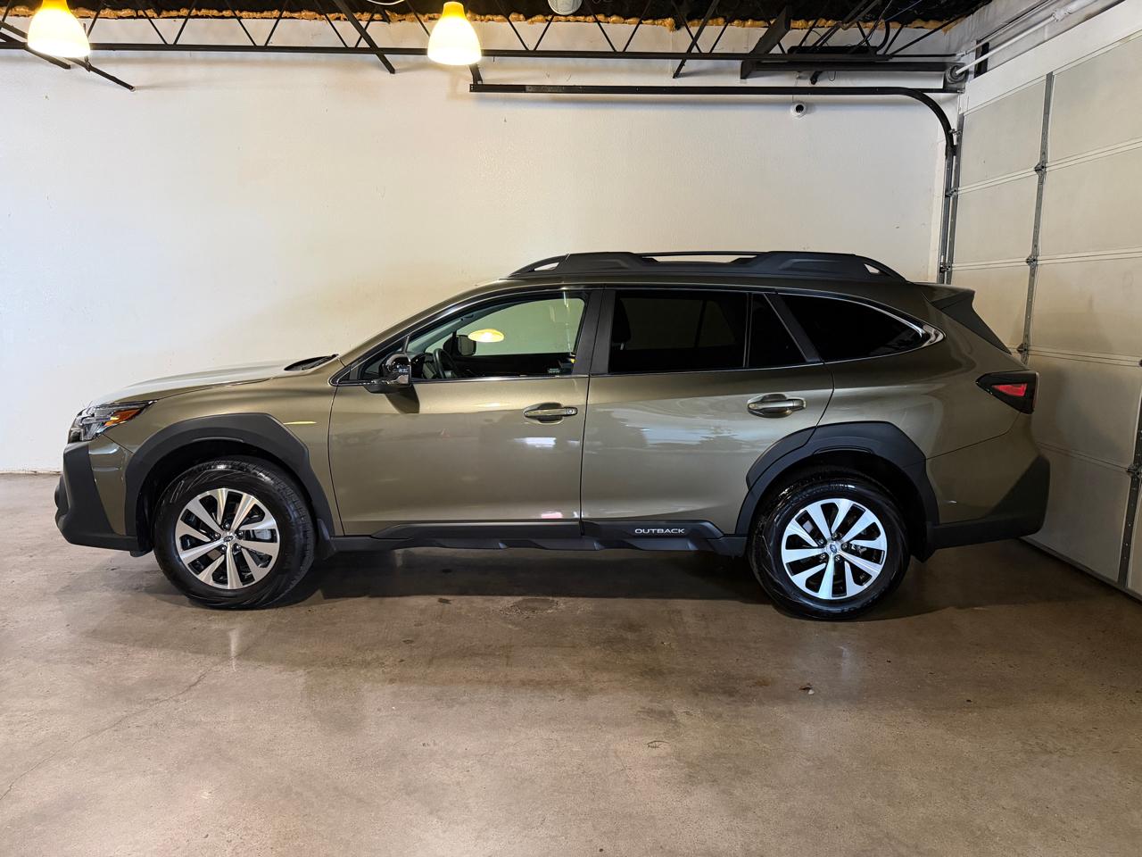 Subaru Outback Premium 2024