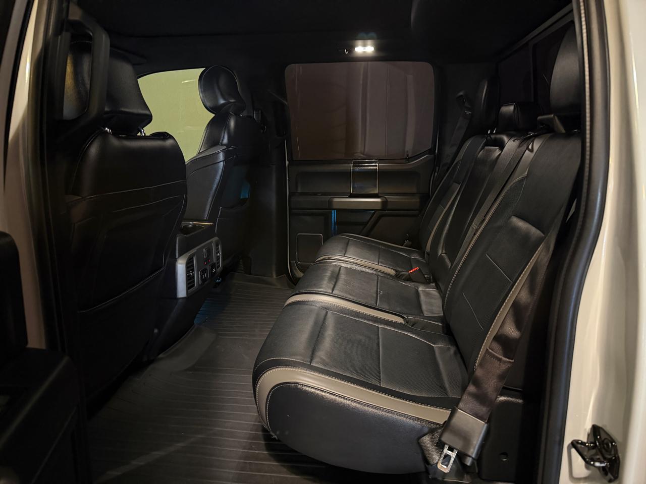 Ford F-150 Raptor SuperCrew 4WD 2017