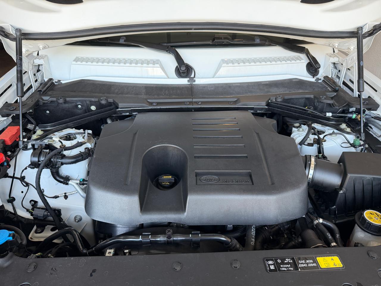 Land Rover Defender 130 First Edition 2023