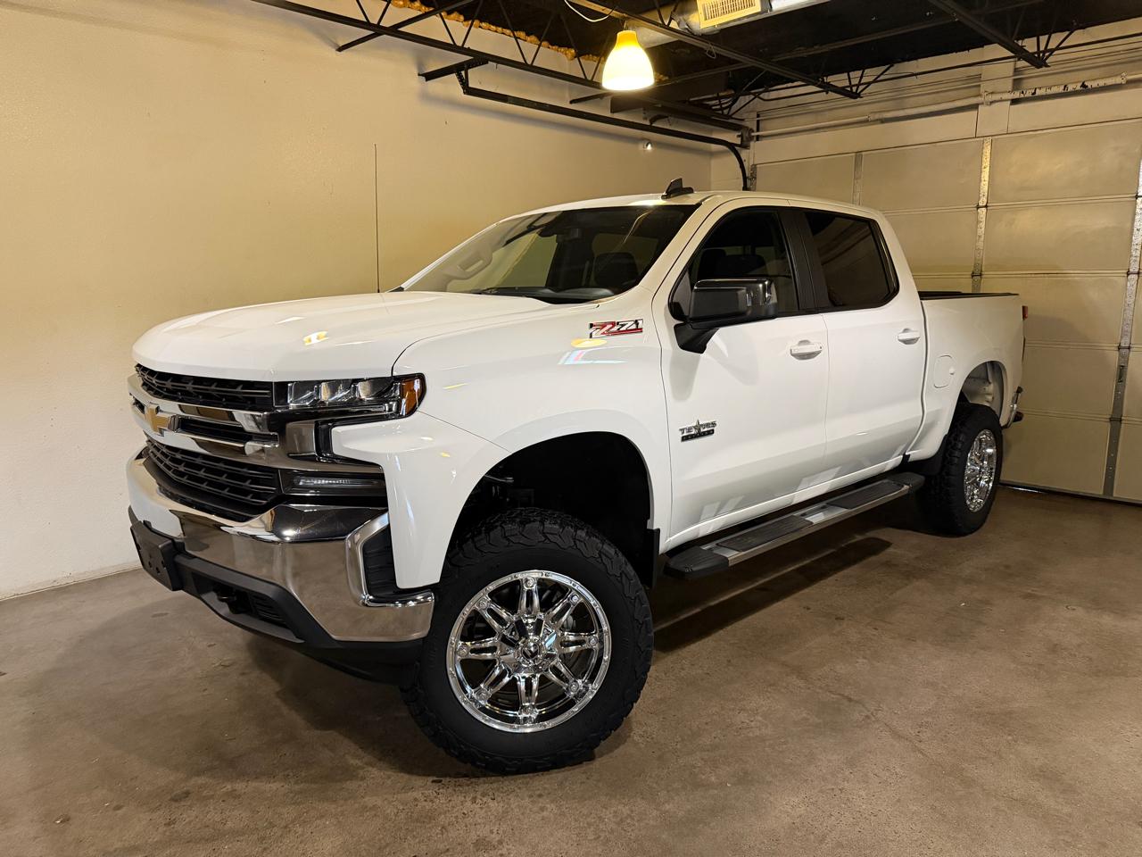 Chevrolet Silverado 1500 LT Crew Cab 4WD 2020