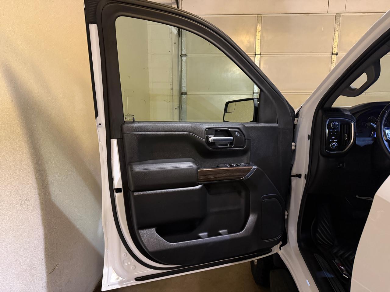 Chevrolet Silverado 1500 LT Crew Cab 4WD 2020