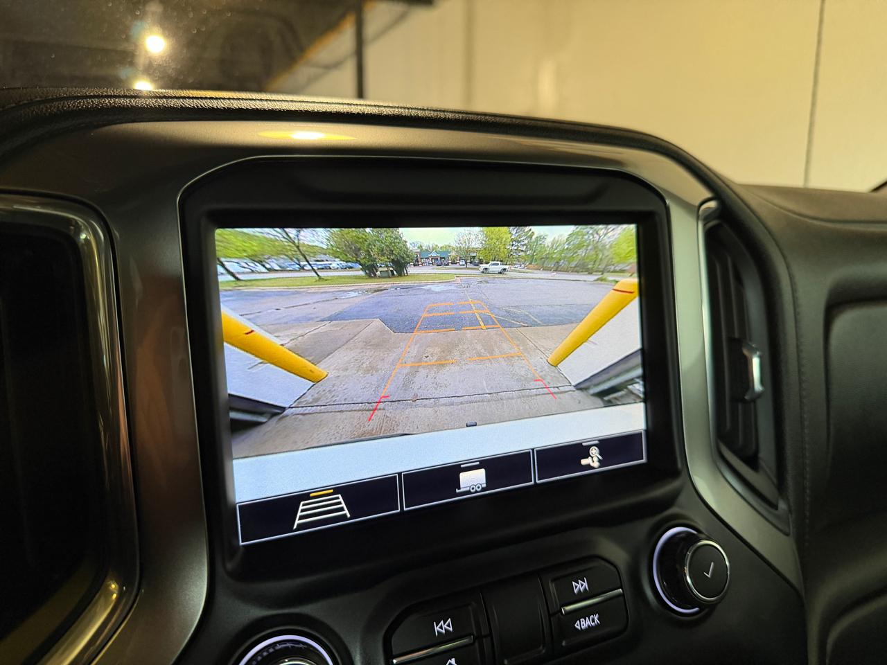 Chevrolet Silverado 1500 LT Crew Cab 4WD 2020