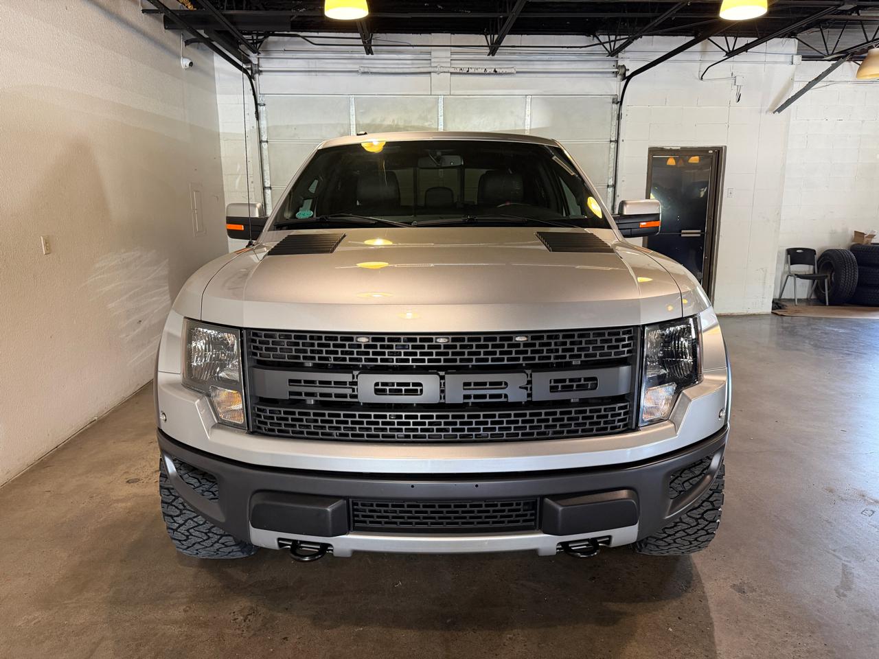 Ford F-150 SVT Raptor SuperCrew 5.5-ft. Bed 4WD 2012