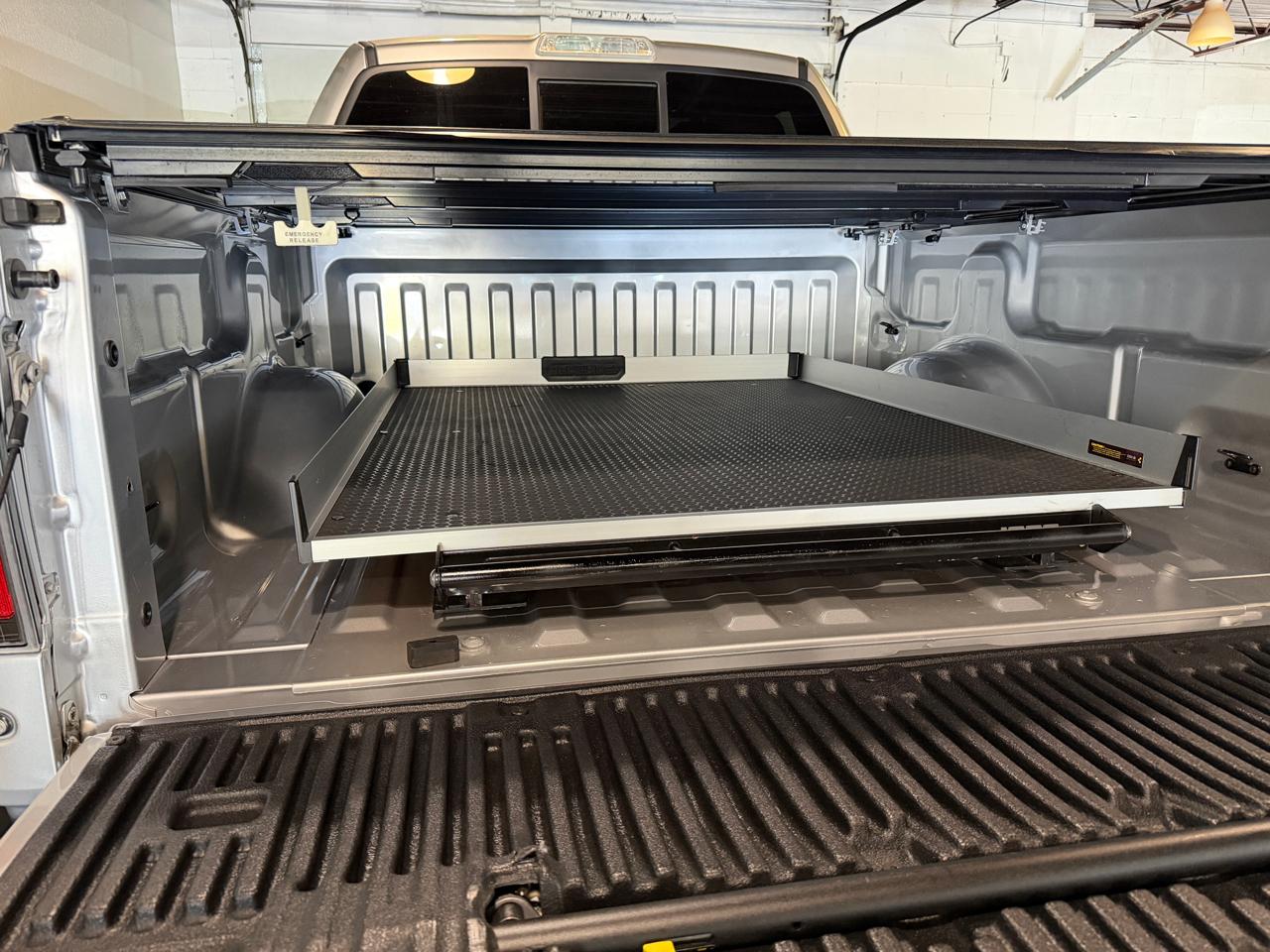 Ford F-150 SVT Raptor SuperCrew 5.5-ft. Bed 4WD 2012