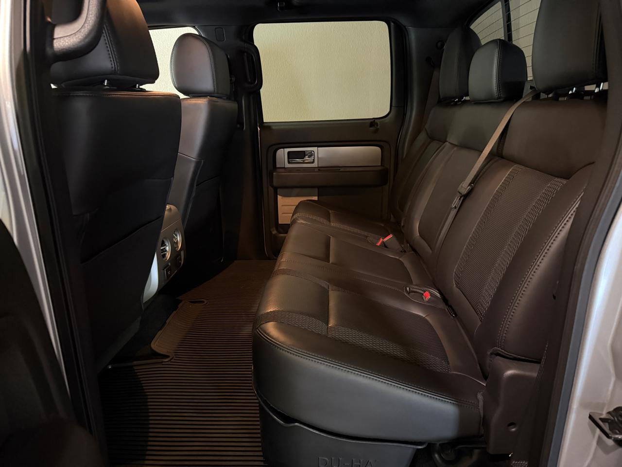 Ford F-150 SVT Raptor SuperCrew 5.5-ft. Bed 4WD 2012