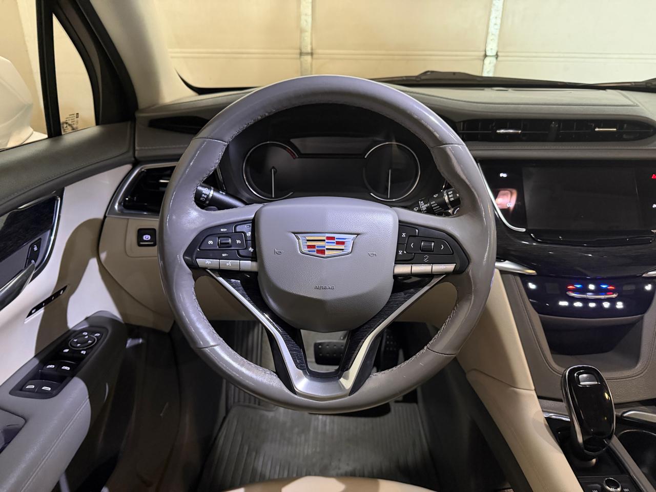 Cadillac XT6 Premium Luxury AWD 2021