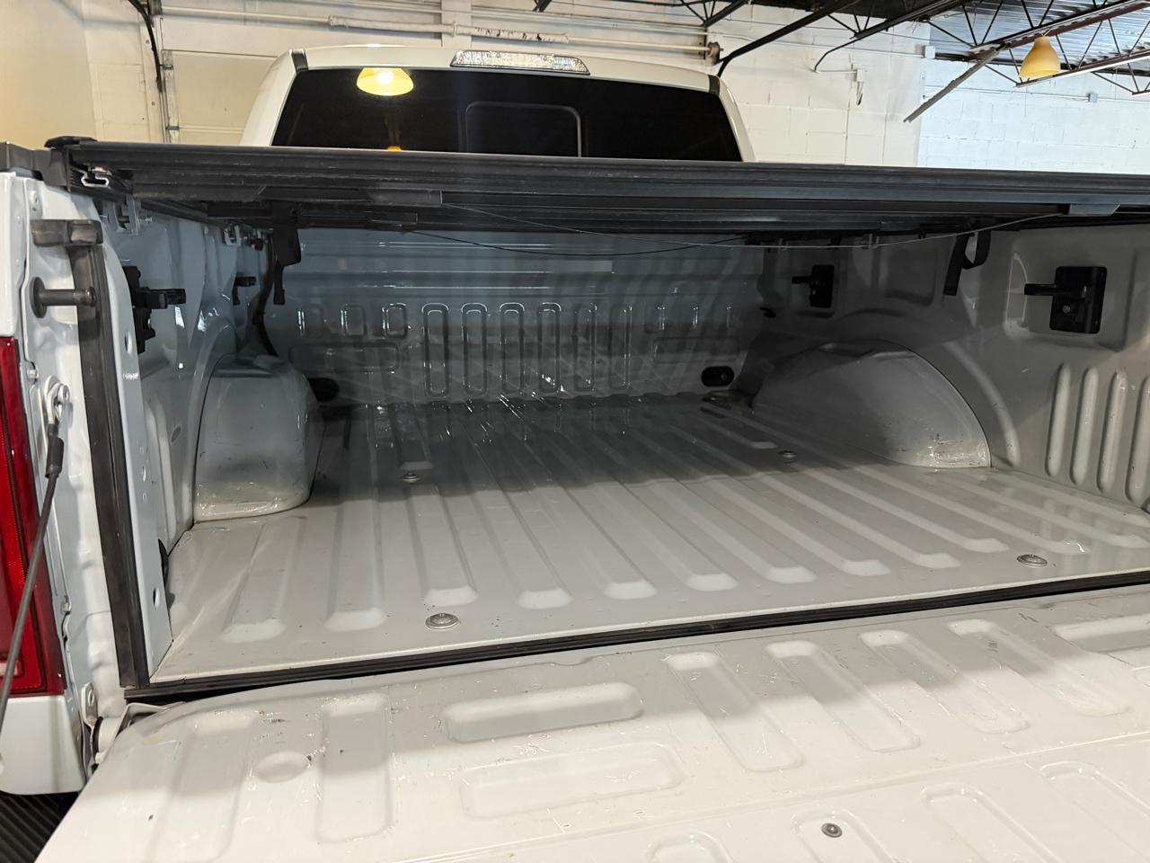 Ford F-150 Raptor SuperCrew 4WD 2017