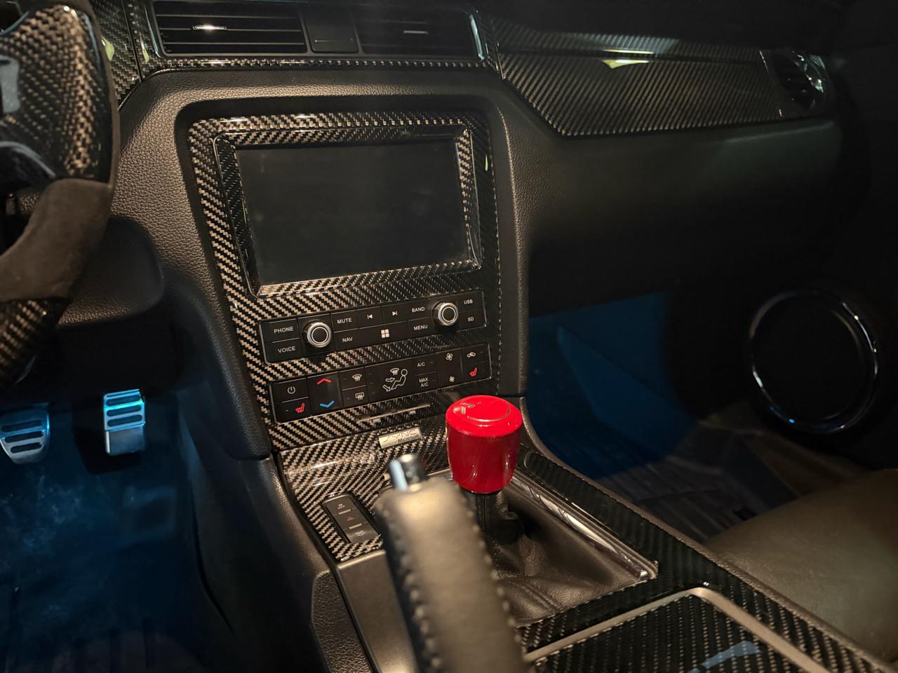 Ford Mustang GT Premium Coupe 2013