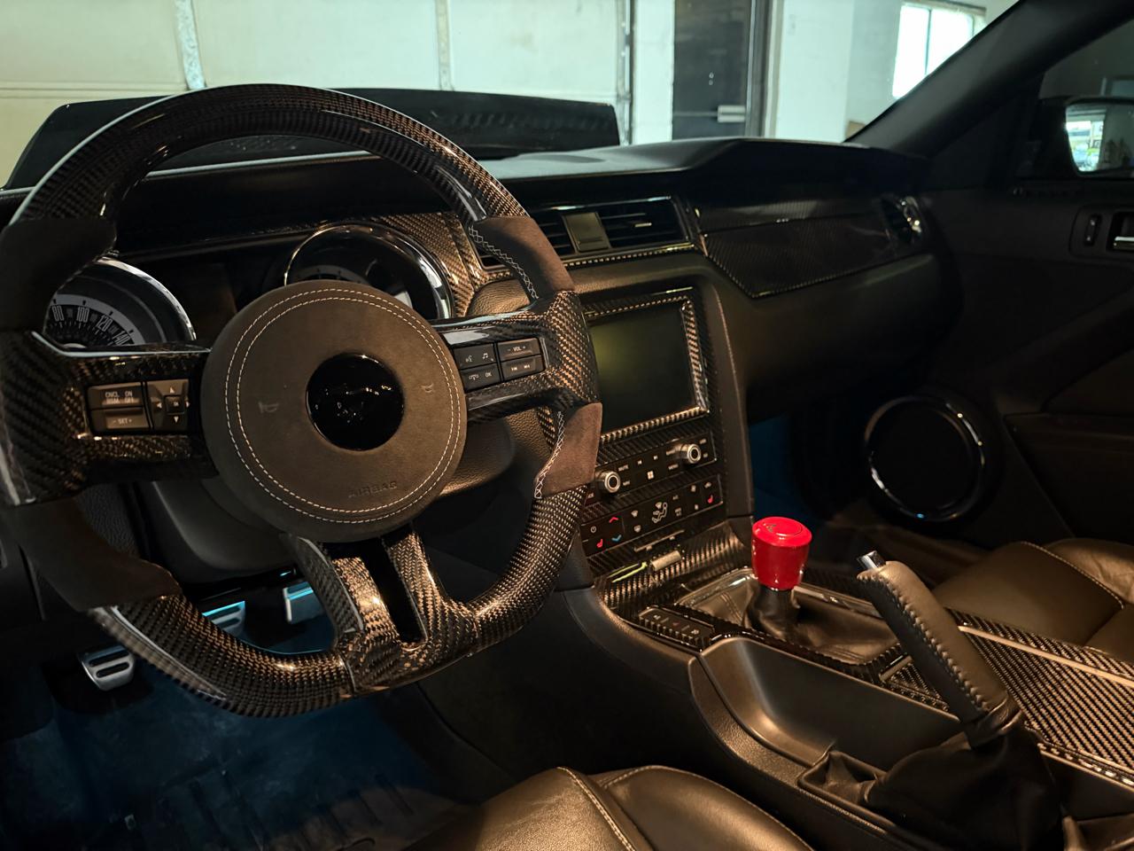 Ford Mustang GT Premium Coupe 2013