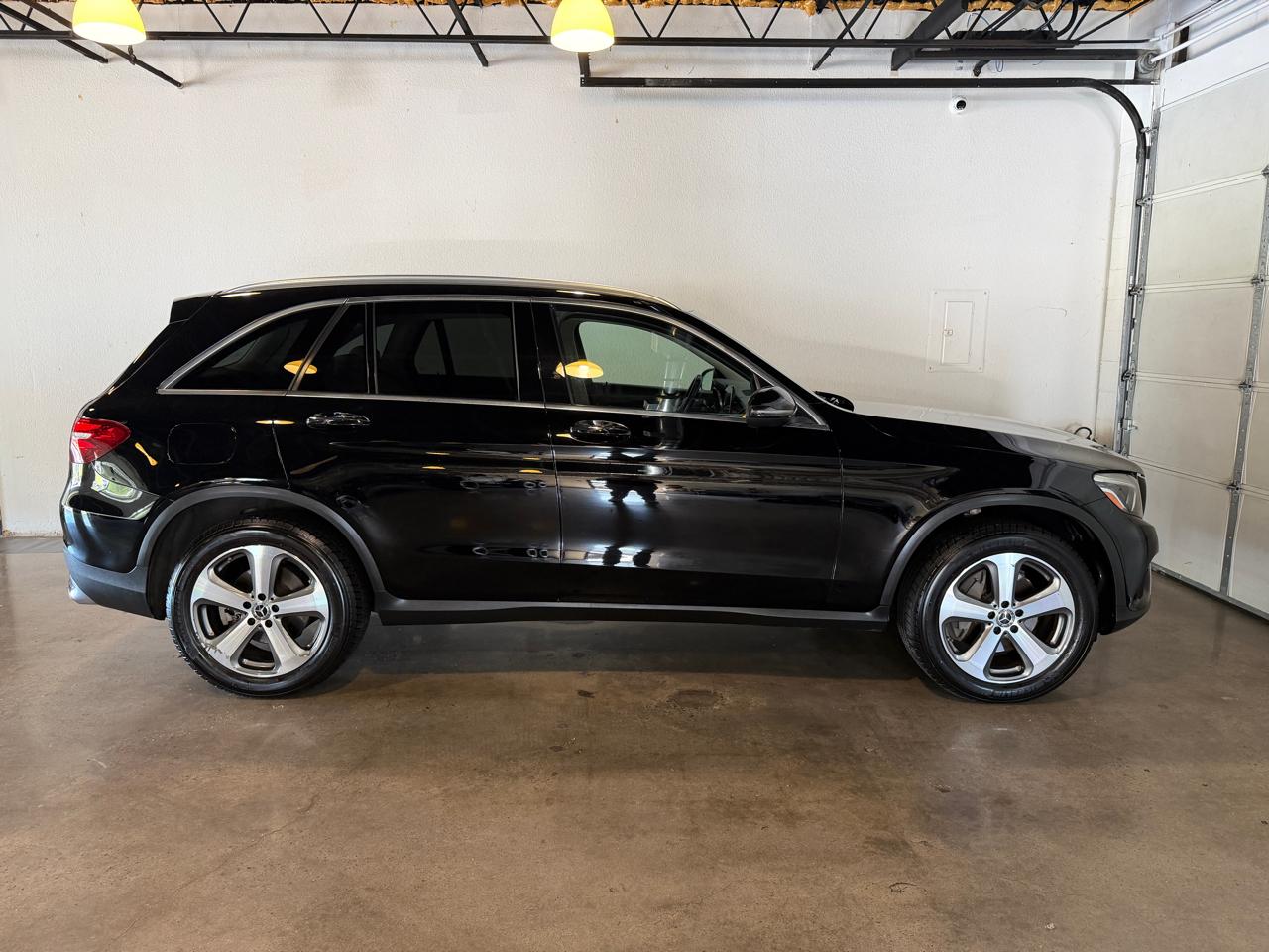 Mercedes-Benz GLC-Class GLC300 4MATIC 2019