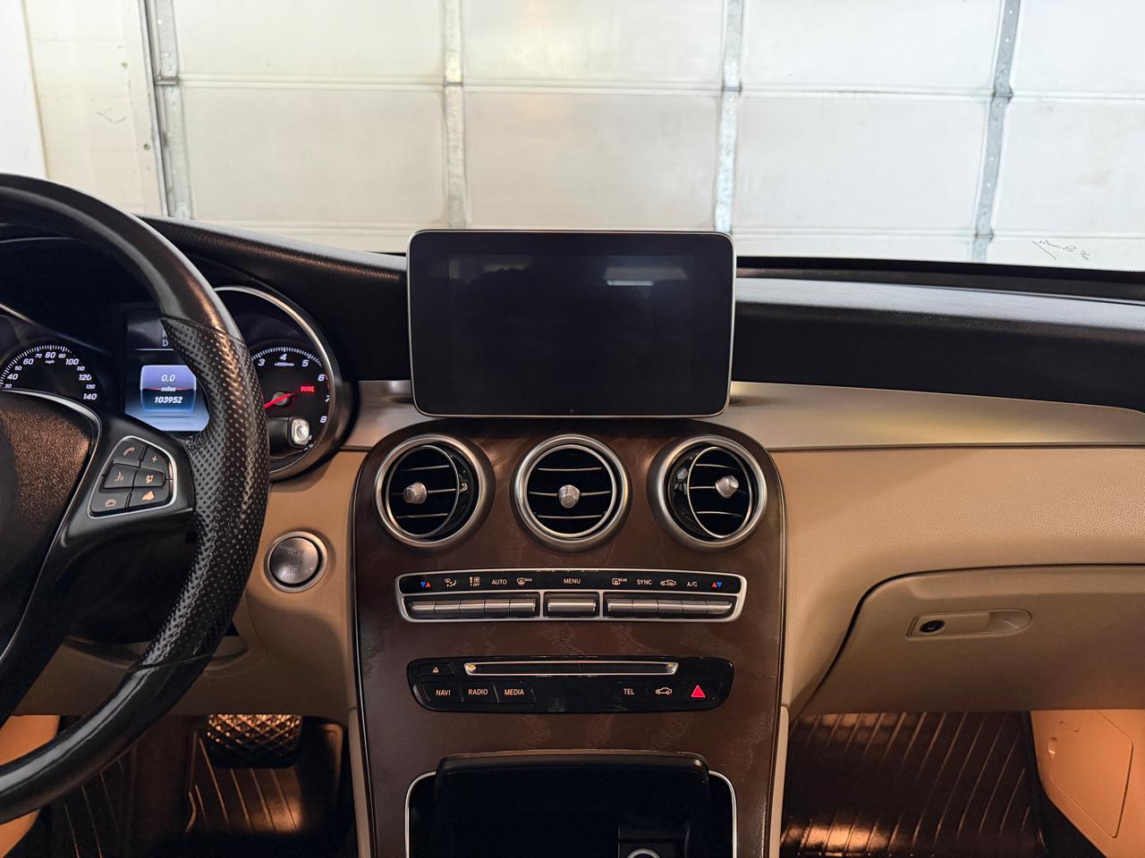 Mercedes-Benz GLC-Class GLC300 4MATIC 2019