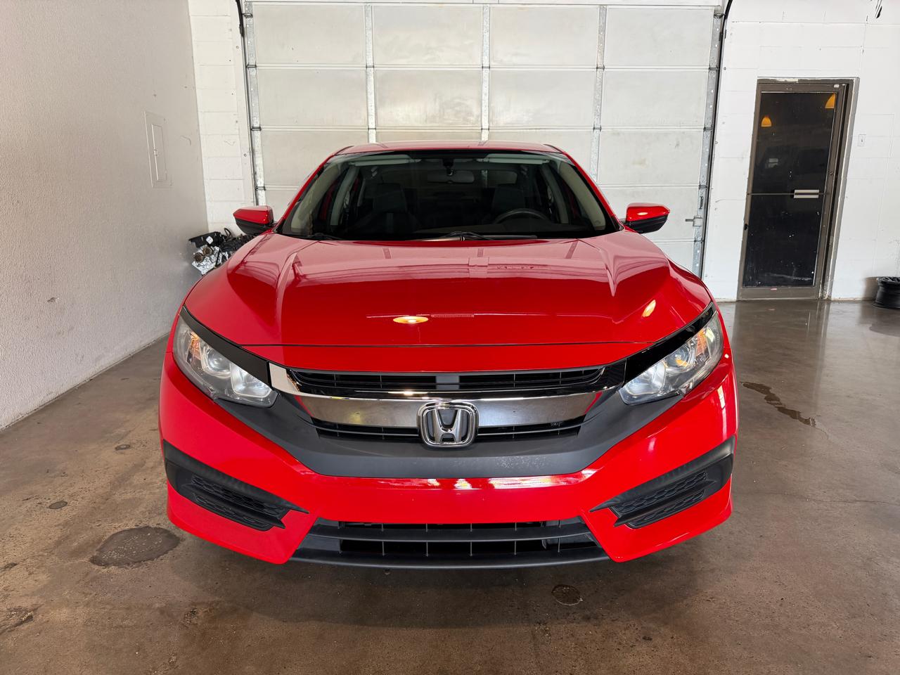 Honda Civic LX Sedan 6MT 2017