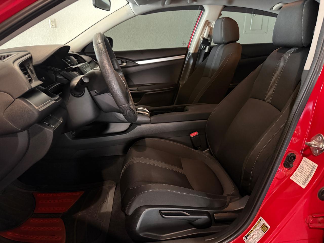 Honda Civic LX Sedan 6MT 2017