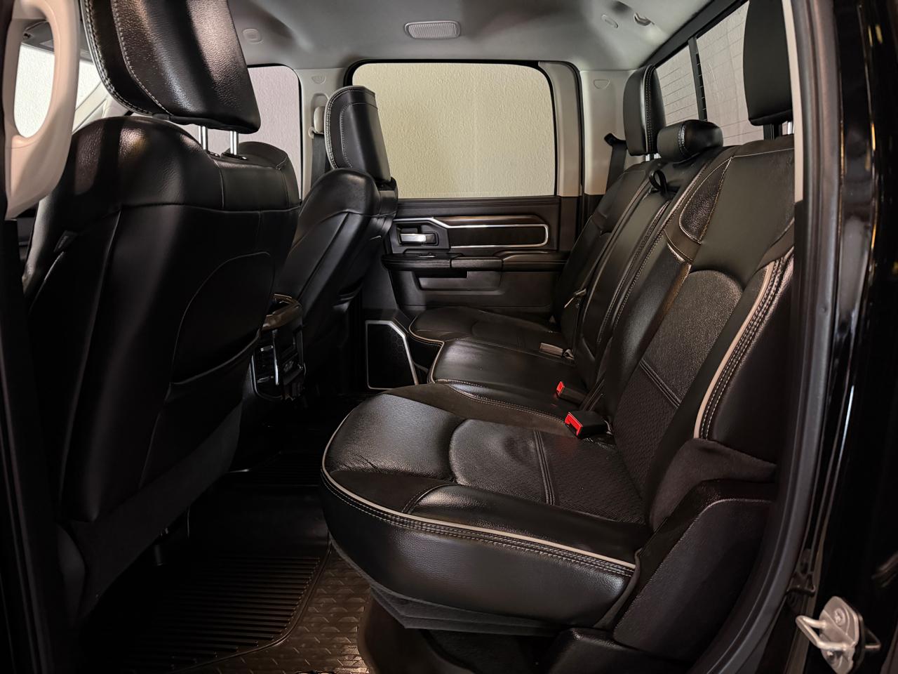 RAM 3500 Laramie Crew Cab 4WD 2023