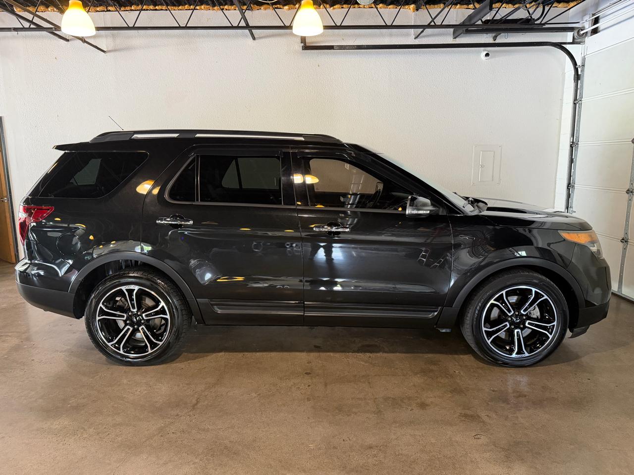 Ford Explorer Sport 4WD 2014