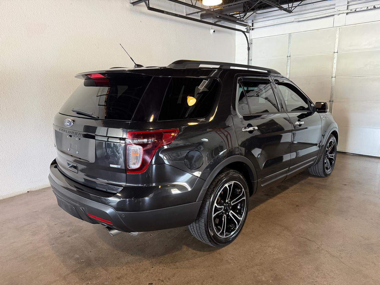 Ford Explorer Sport 4WD 2014