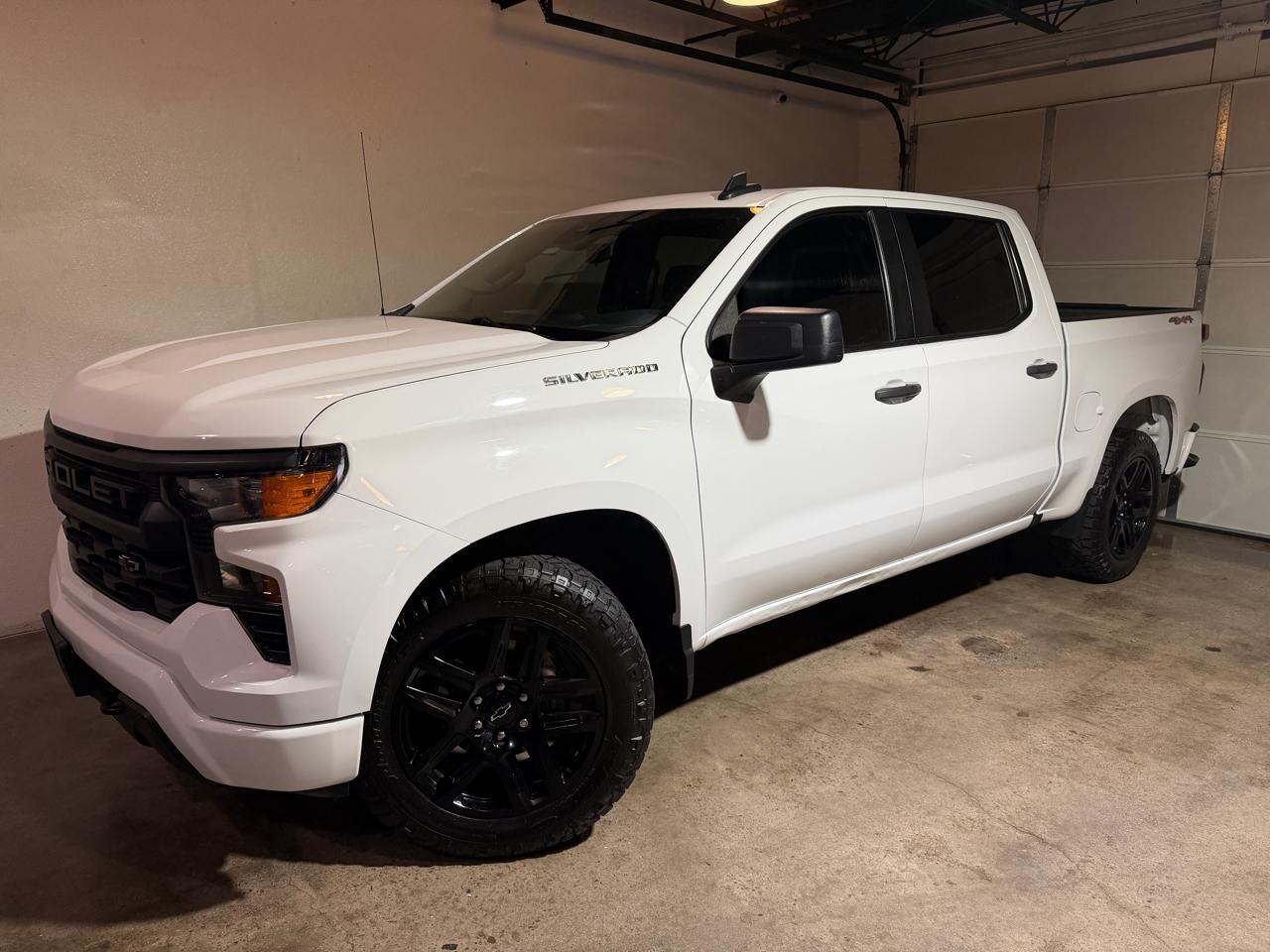 2022 Chevrolet Silverado 1500 Custom Crew Cab 4WD