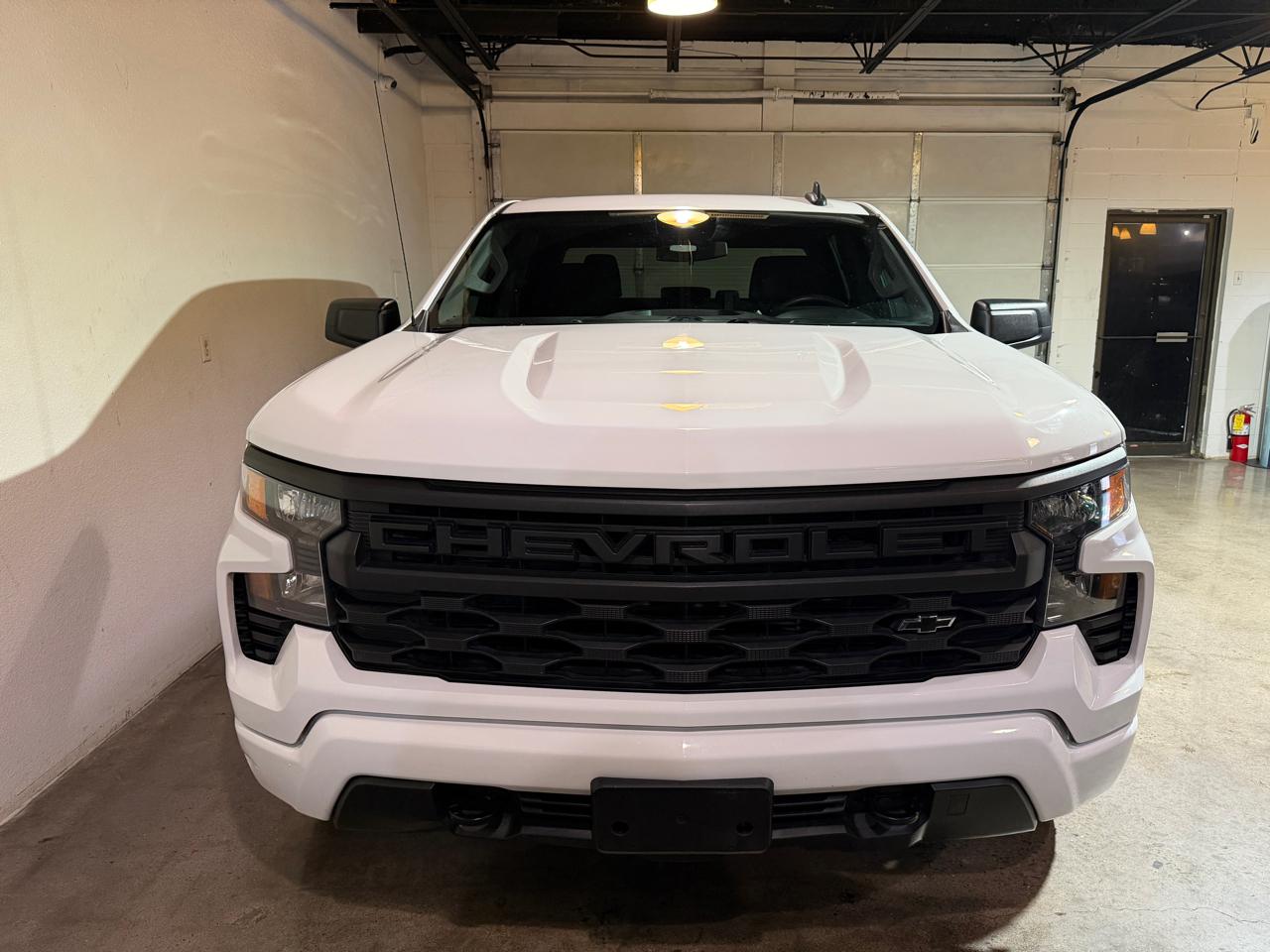 Chevrolet Silverado 1500 Custom Crew Cab 4WD 2022