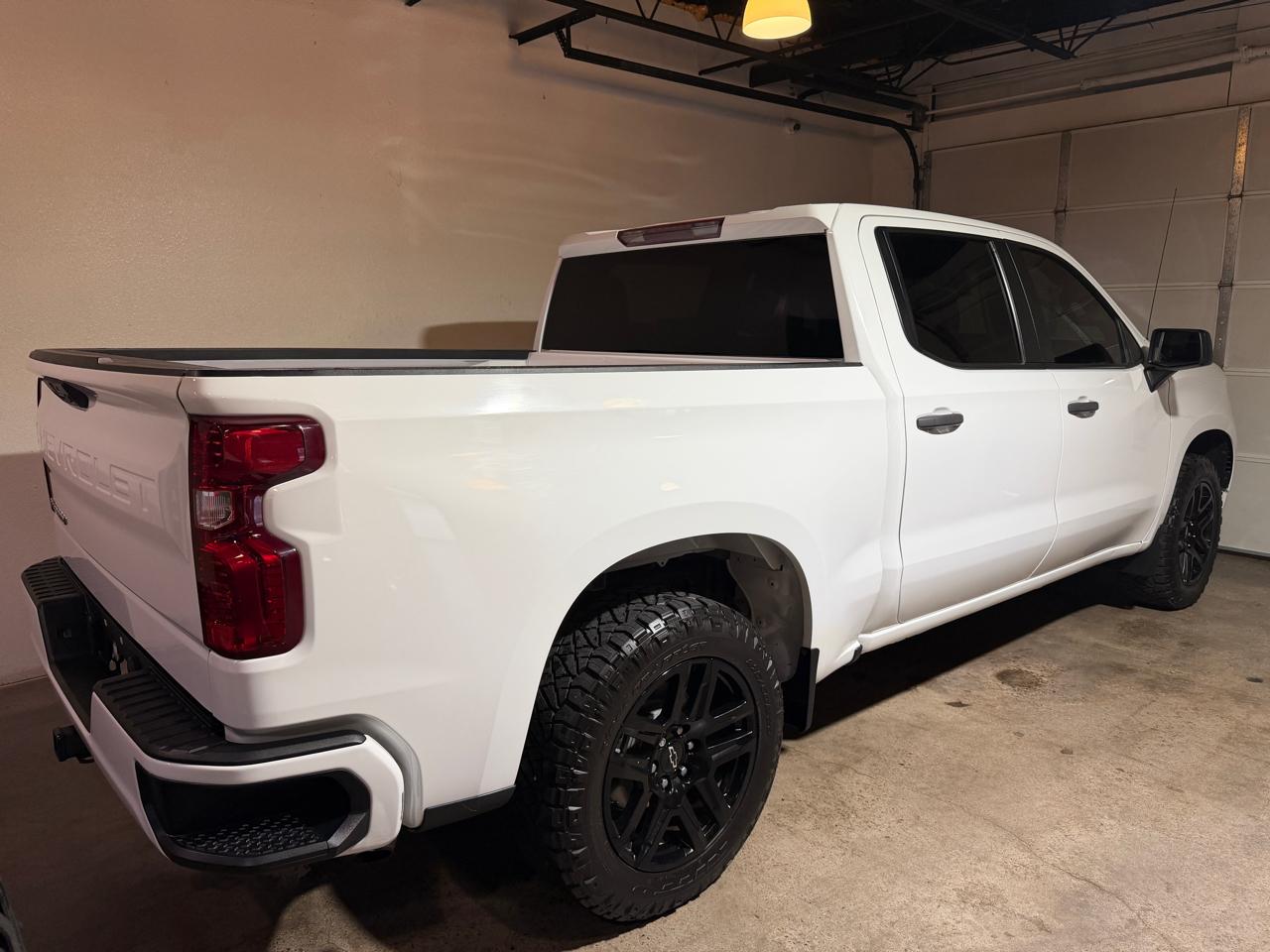Chevrolet Silverado 1500 Custom Crew Cab 4WD 2022