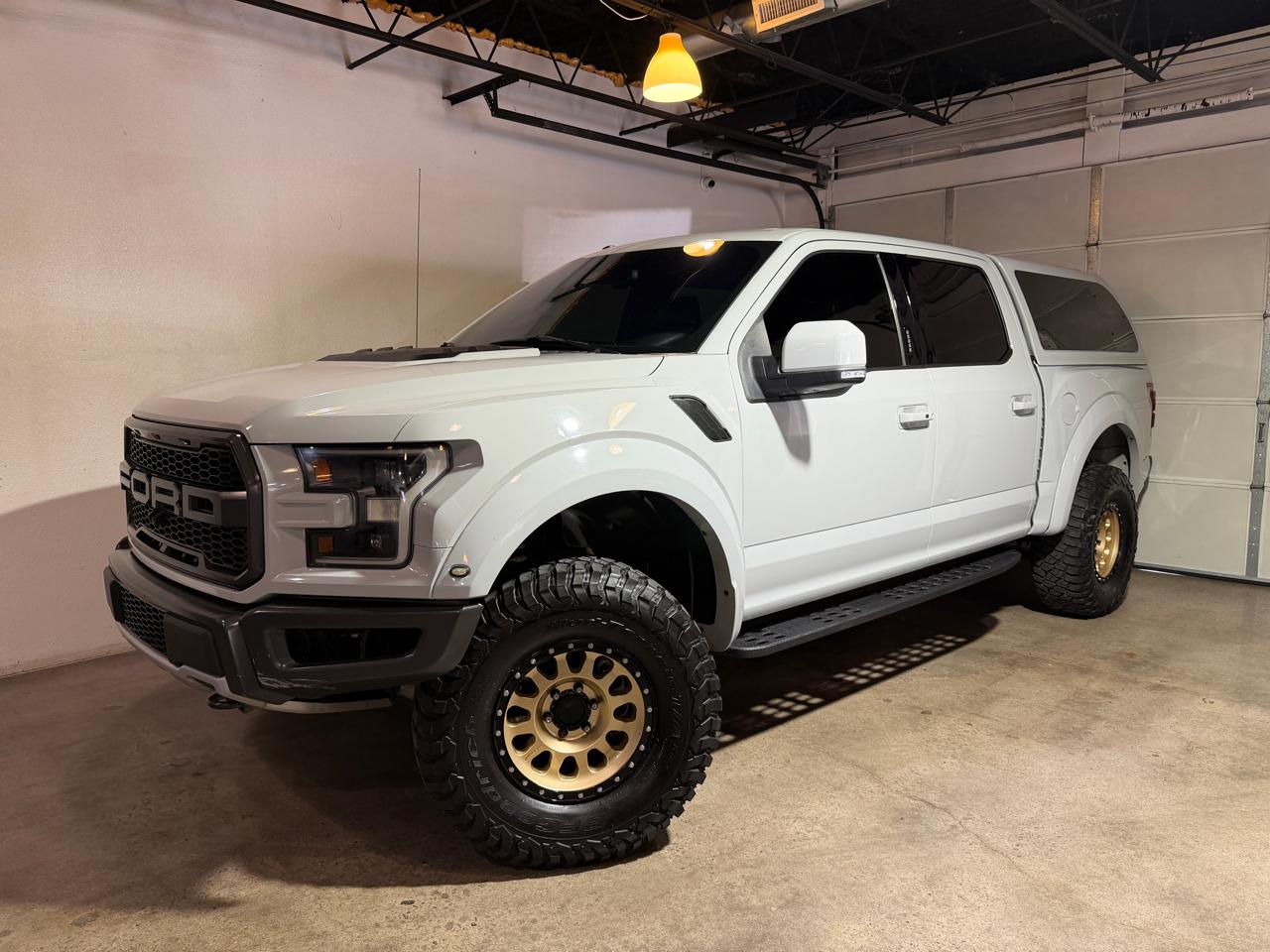 Ford F-150 Raptor SuperCrew 4WD 2017