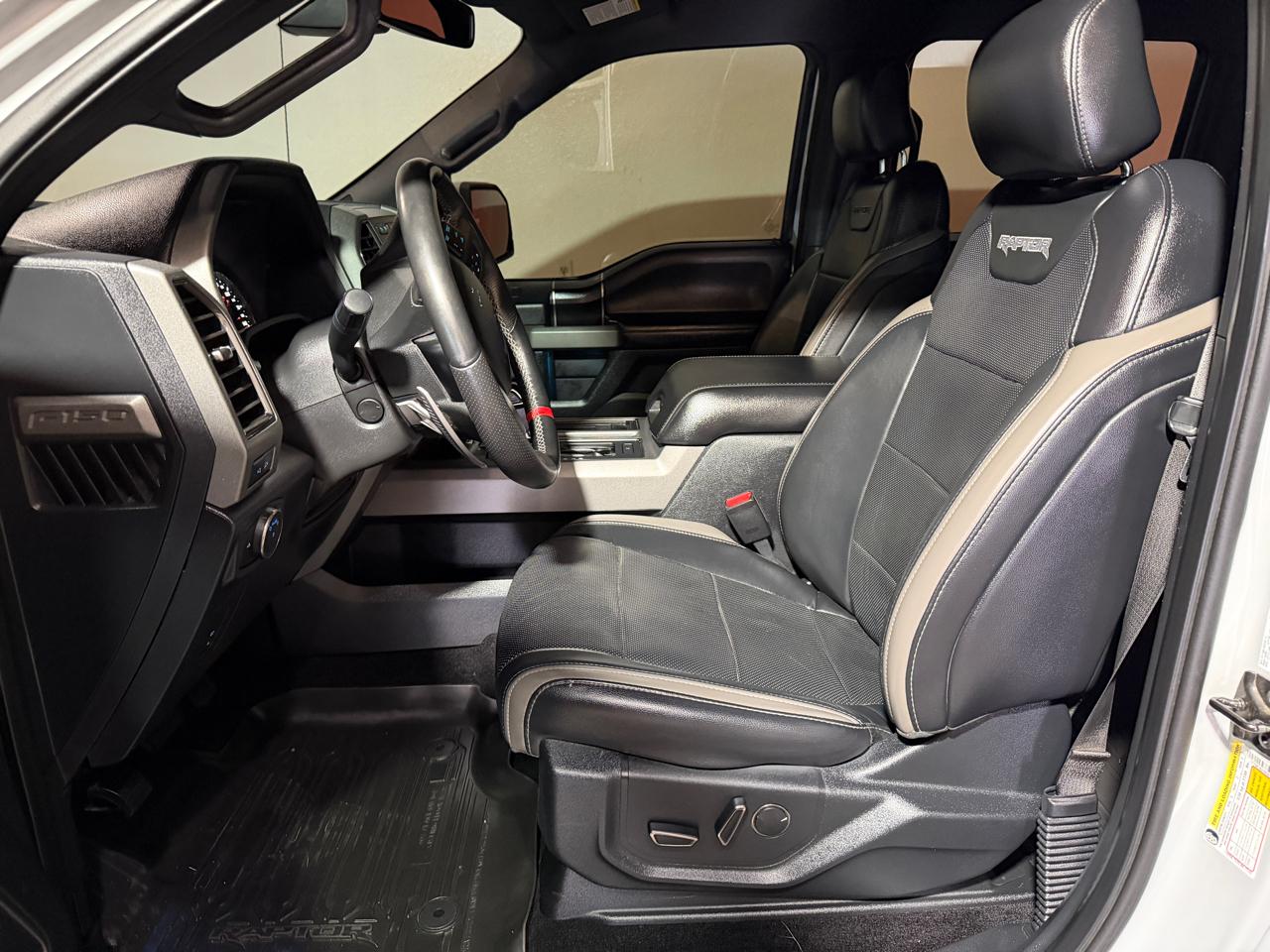 Ford F-150 Raptor SuperCrew 4WD 2017