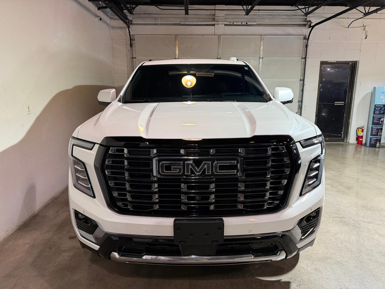 GMC Yukon Denali Ultimate 4WD 2025