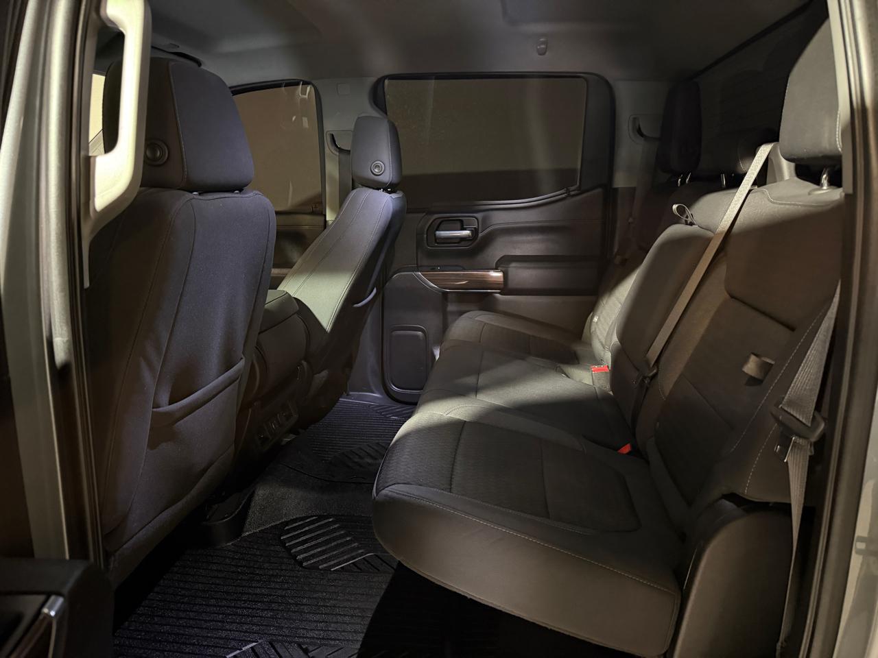 Chevrolet Silverado 1500 RST Crew Cab 4WD 2021