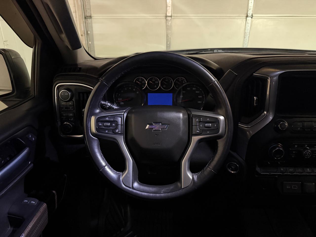 Chevrolet Silverado 1500 RST Crew Cab 4WD 2021
