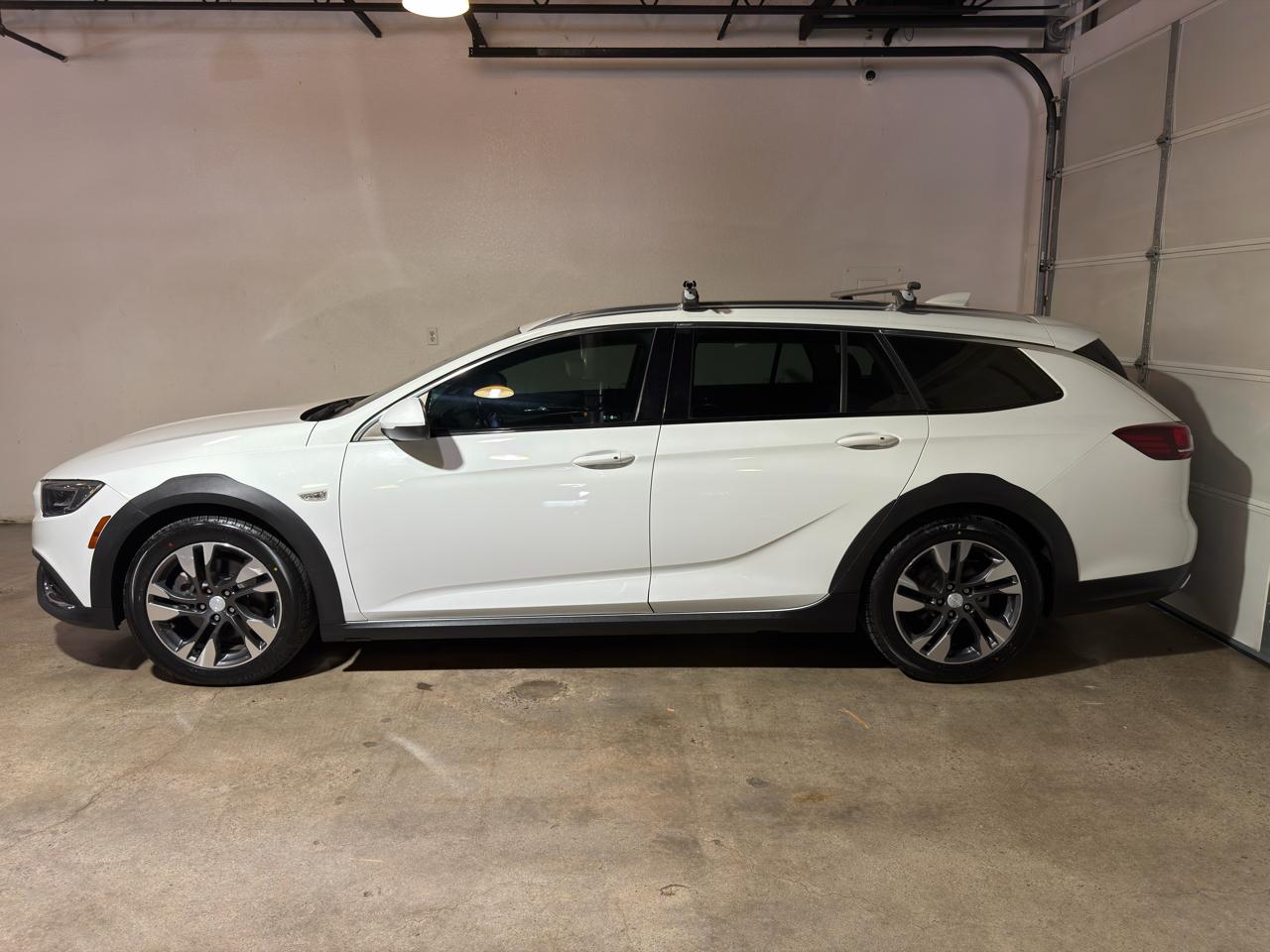 Buick Regal TourX Essence 2018