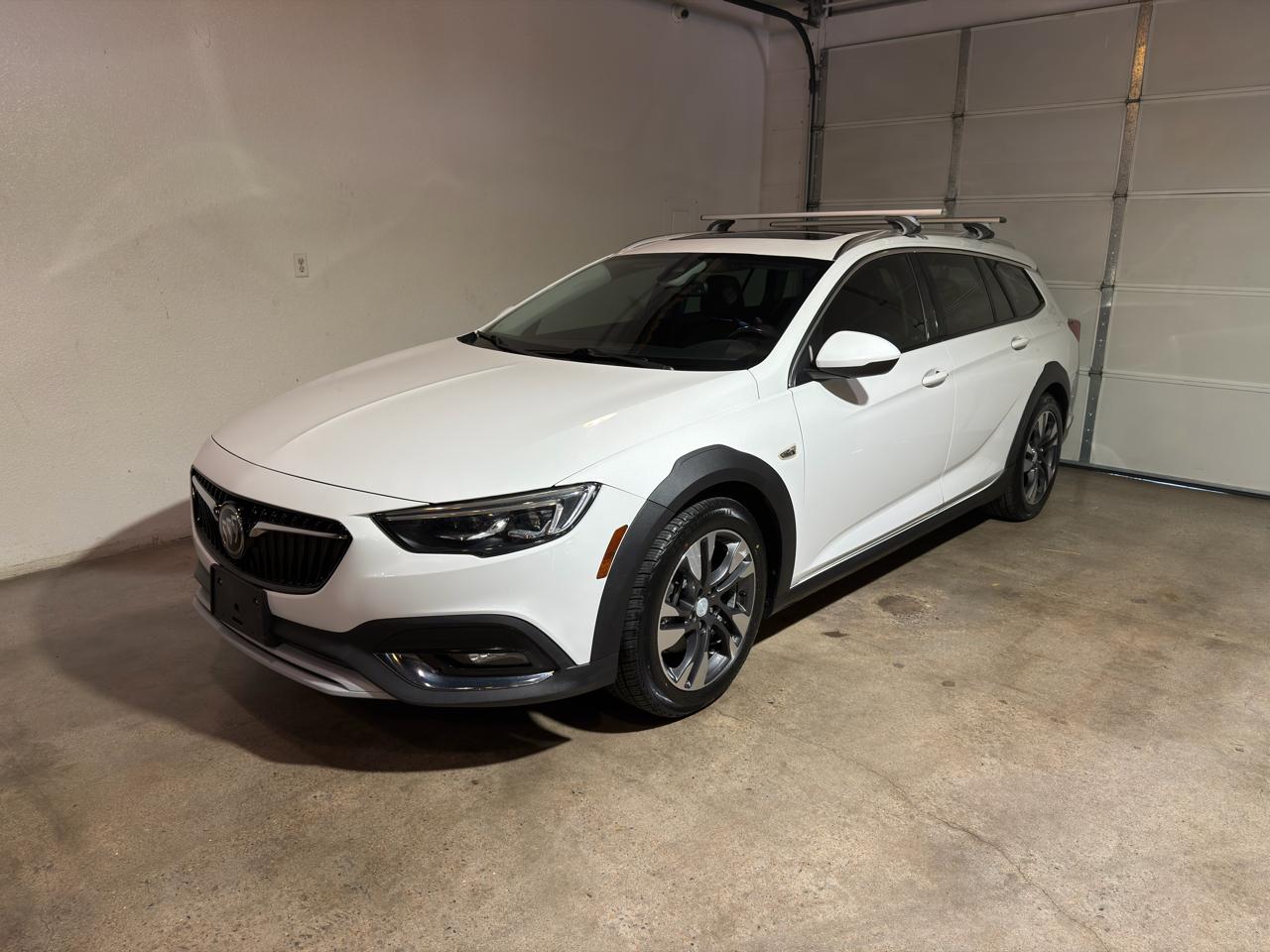 Buick Regal TourX Essence 2018