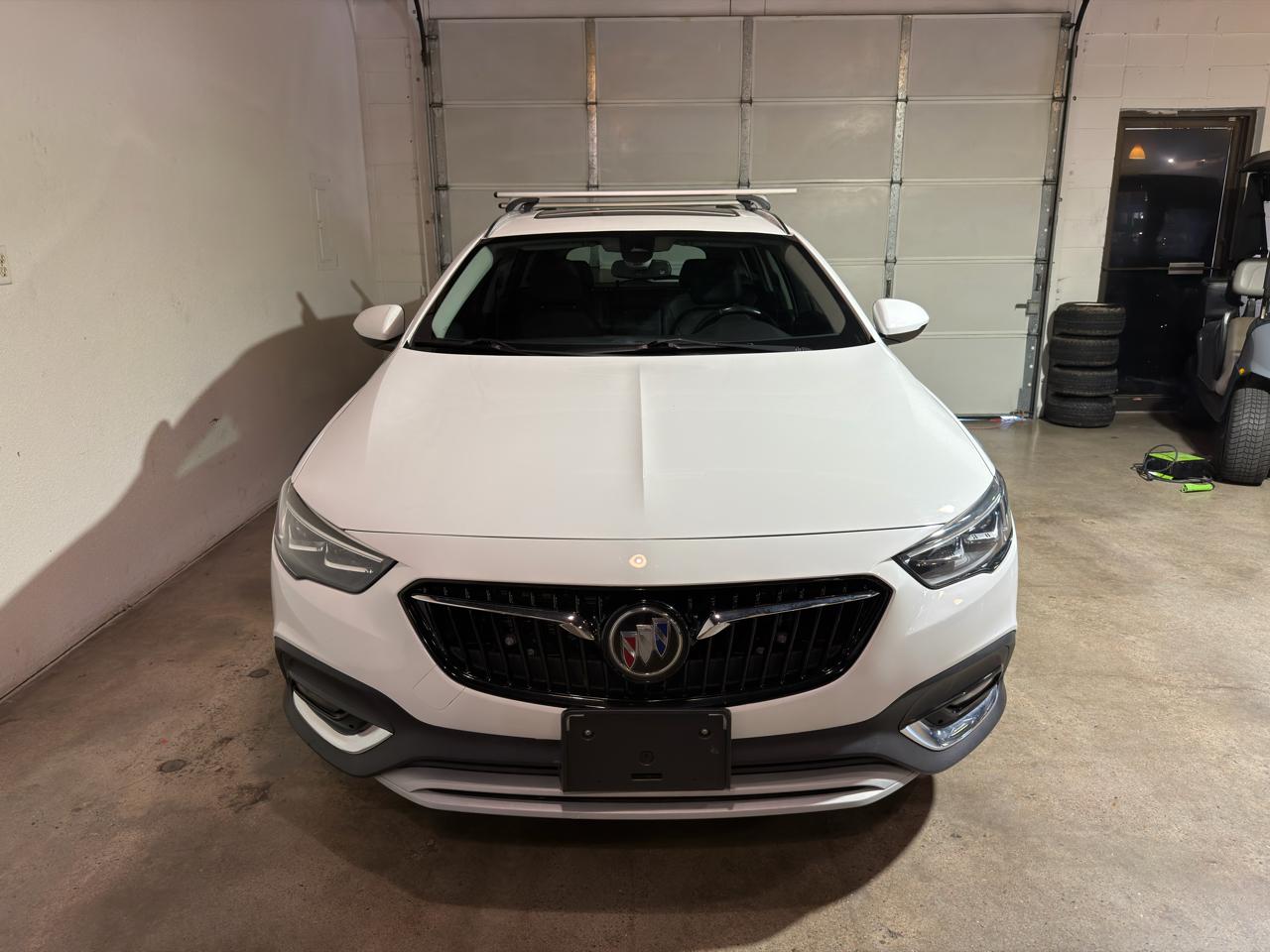 Buick Regal TourX Essence 2018