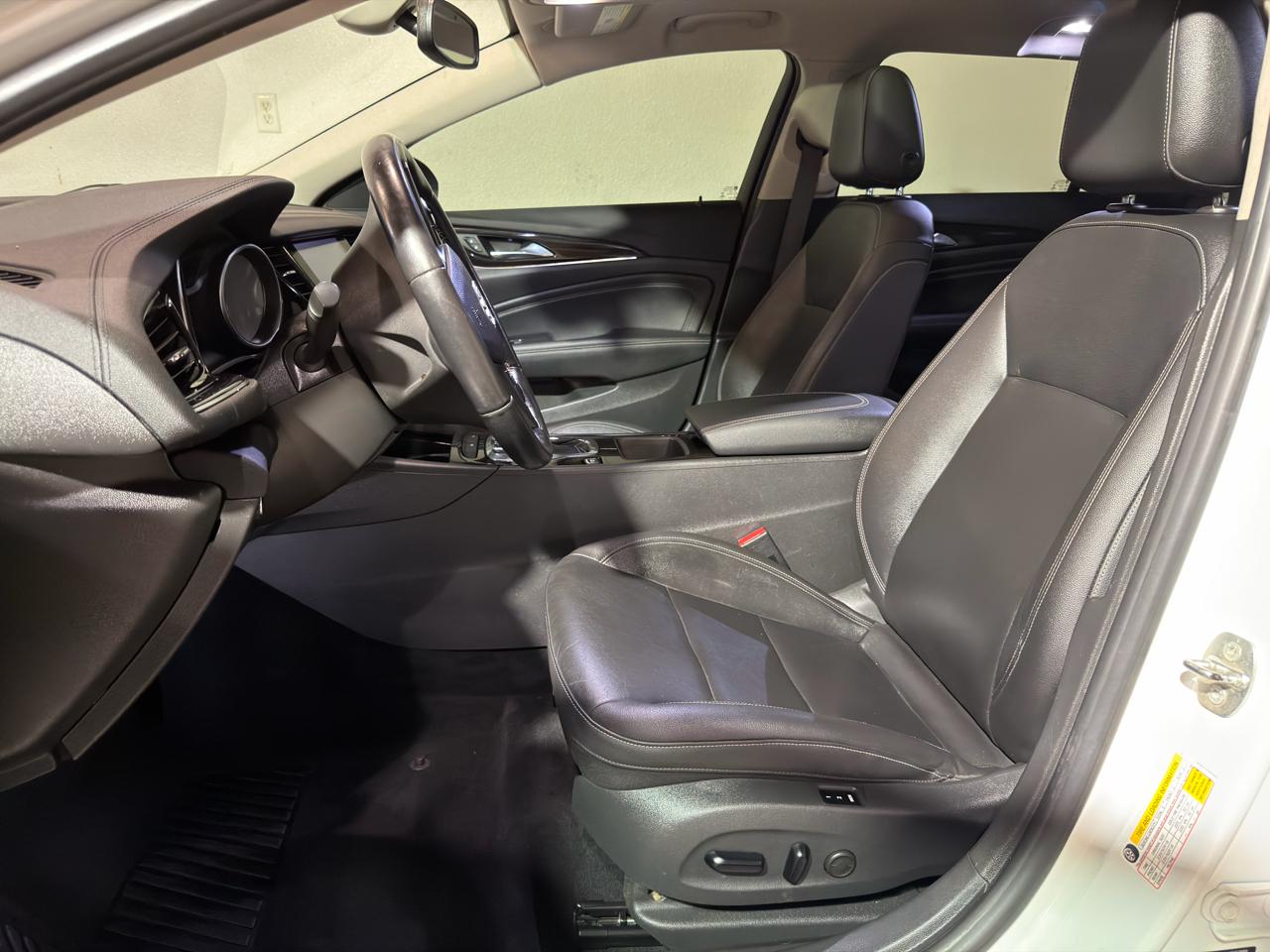 Buick Regal TourX Essence 2018