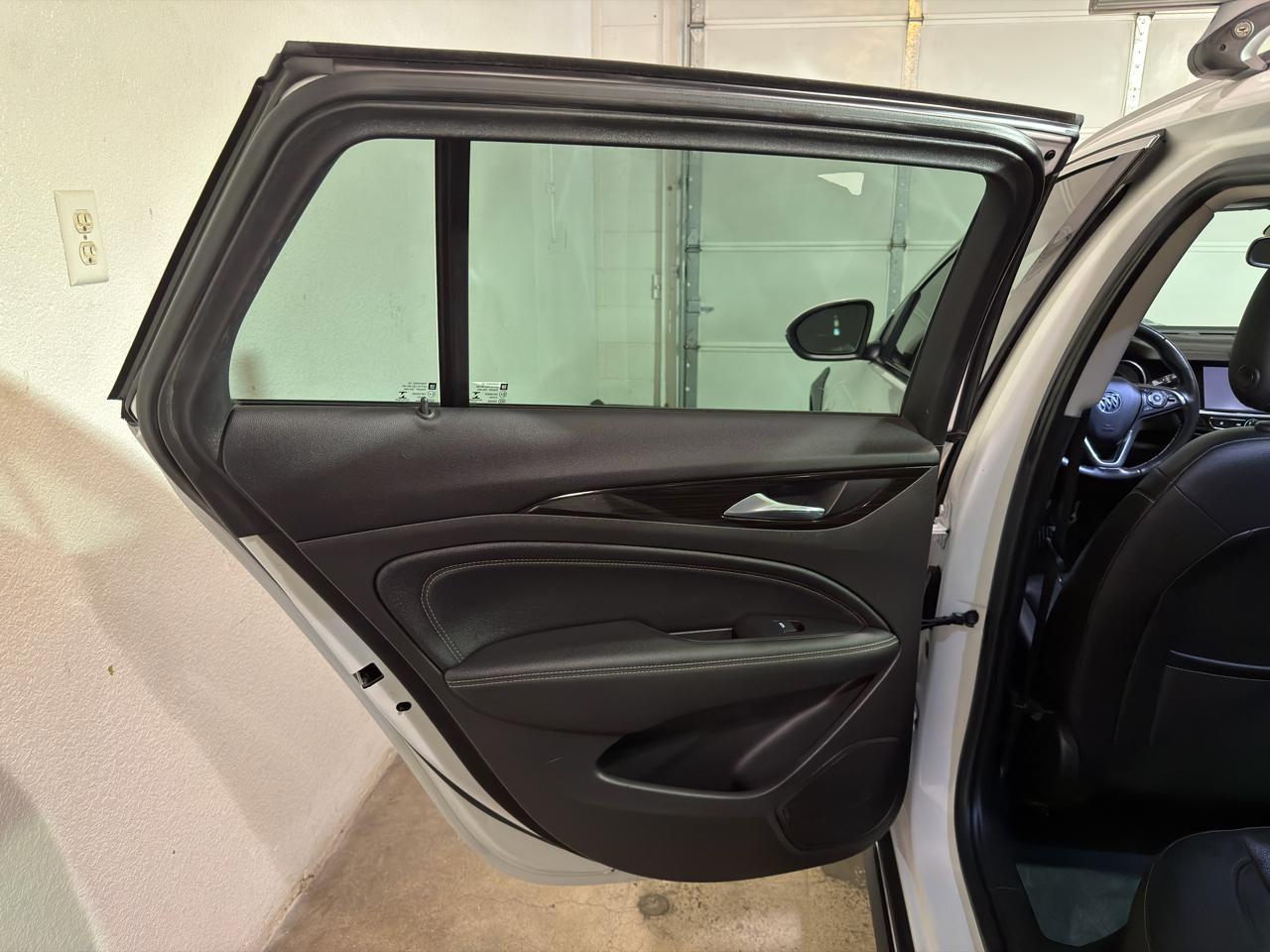Buick Regal TourX Essence 2018